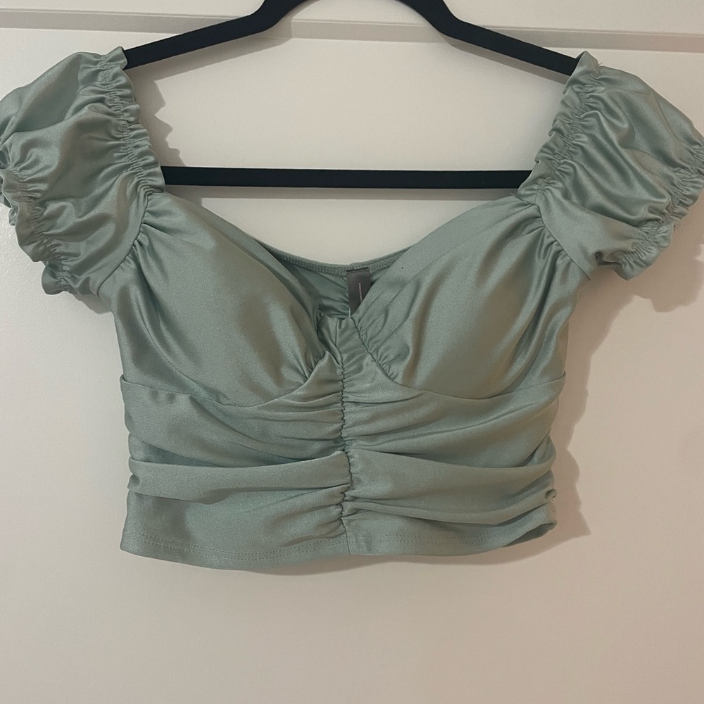 Green Ruched Puff Sleeve Crop Top